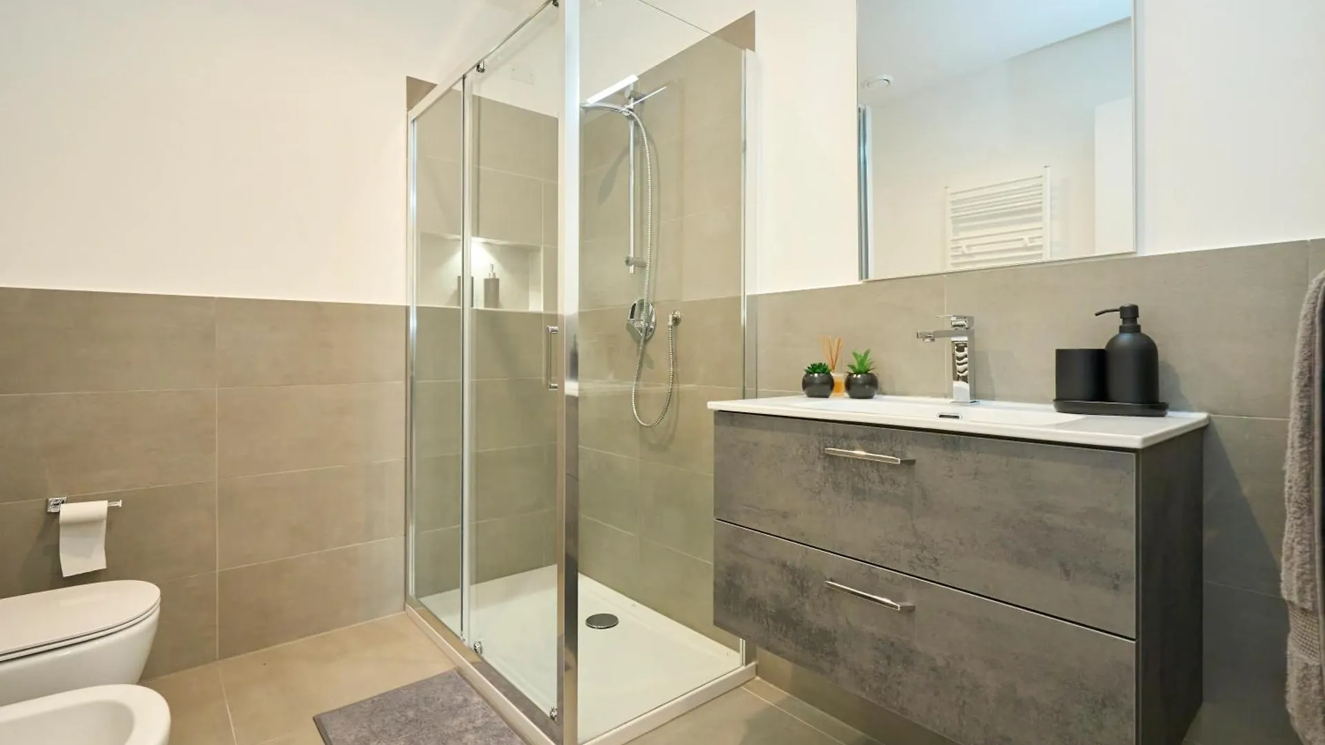 아파트 Luxury Design Suite - 20 Minutes From Duomo-Navigli 밀라노 이탈리아